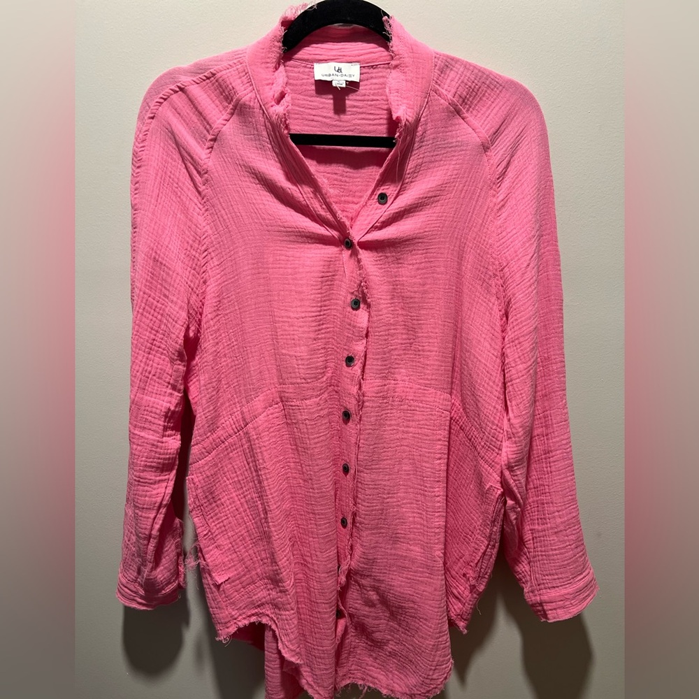 Urban Daizy hot pink button down blouse